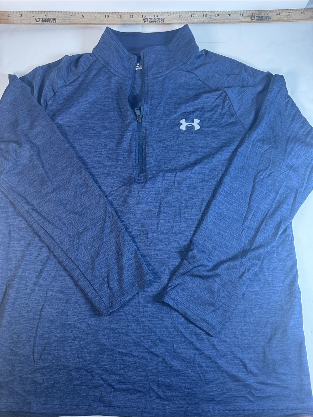 Under Armour Men’s Heather Navy 1/4 Zip Performance Pullover